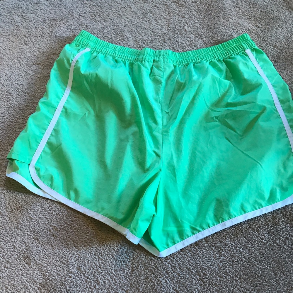 🛍🛍🛍GREEN SHORTS🛍🛍🛍 - Picture 2 of 3
